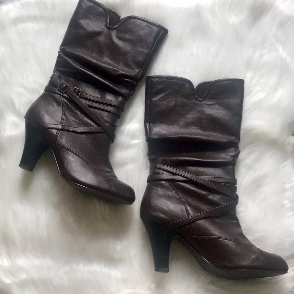 SBICCA CHOCOLATE LEATHER STRAPPY ANKLE BOOTS